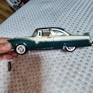 SUNNYSIDE  1955 CROWN VICTORIA MODEL METAL DIE CAST CAR